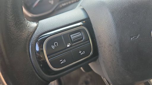 Citroen C3 Aircross 1.6 BlueHdi 120 EAT6 - Shine – 2019 – 132558 km – Diesel – Boîte Automatique — photo 12
