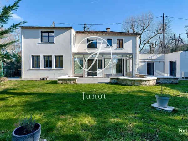 Maison 6 pièces 149 m²