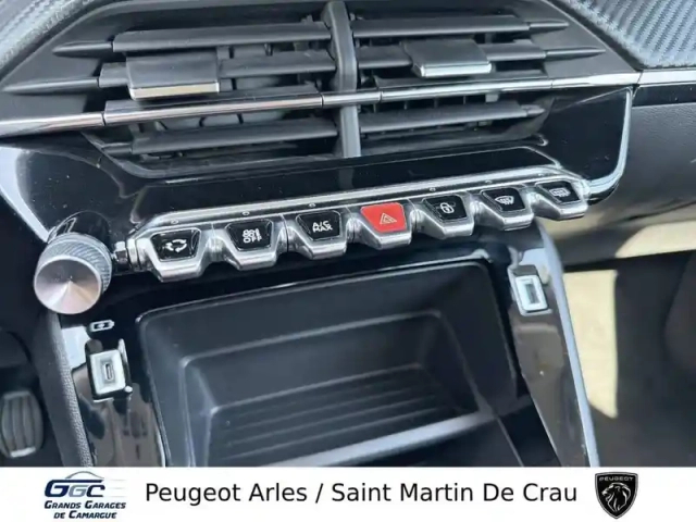 Peugeot 2008 puretech 130 s&amp;s bvm6 — photo 40