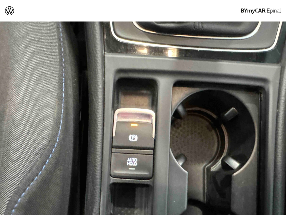 Volkswagen Golf 1.5 TSI 130 EVO BVM6 — photo 22