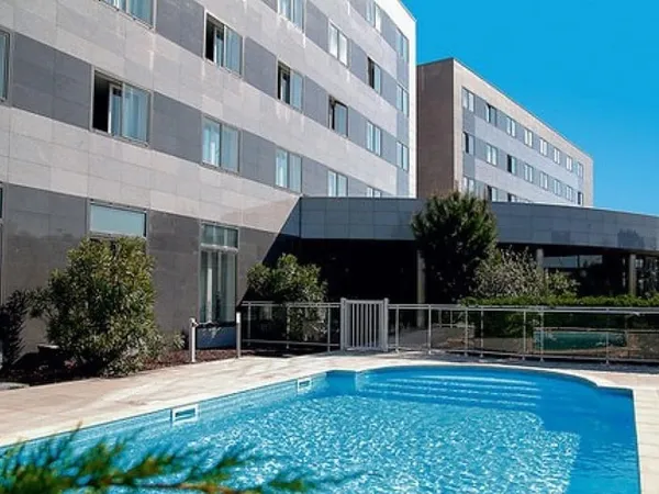 INVESTISSEMENT LOCATIF - MERIGNAC - Résidence d'Affaires Le M & Spa Bordeaux Aéroport - 6.52% de ren