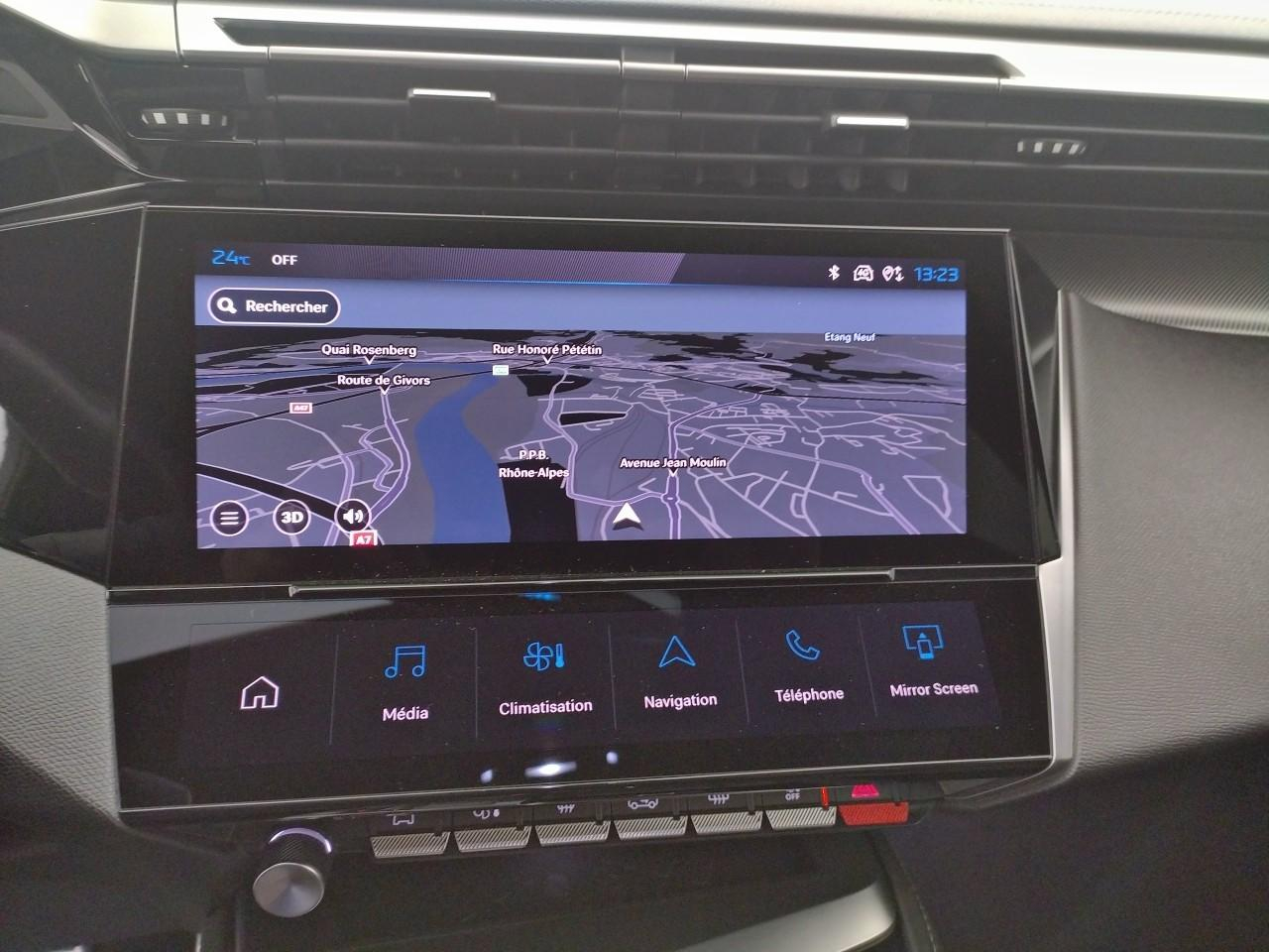 Peugeot 308 phev 180 e-eat8 gt — photo 11