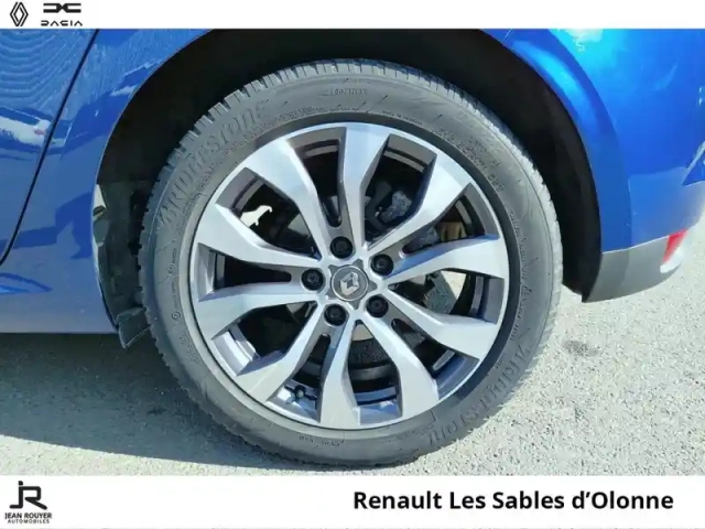 Renault Megane 1.3 tce 140ch techno edc — photo 8