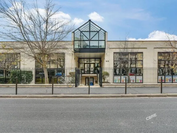 Bureaux 1418 m²
