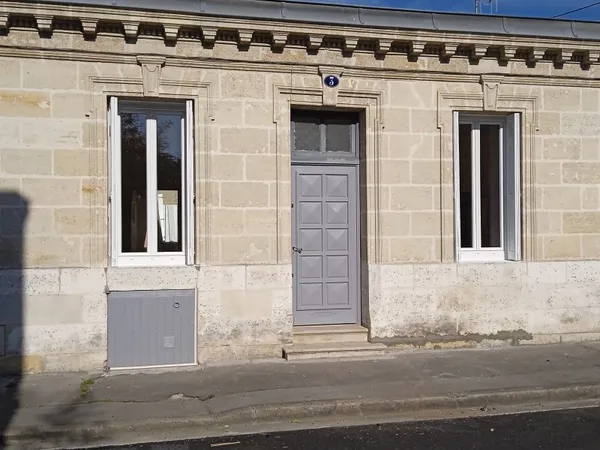 Loue échoppe double non meublée Bordeaux Saint-Augustin (33) - 2 chambres, 70m²