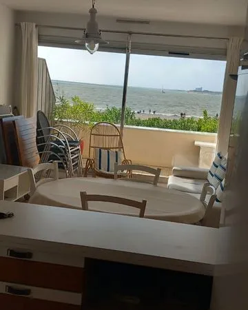 Appartement meublé 10/2026 à 06/2027 vue mer
