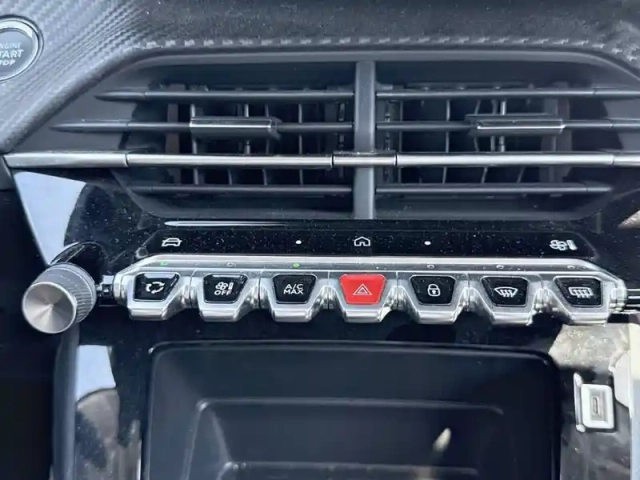 Peugeot 208 puretech 100 s&amp;s bvm6 — photo 20