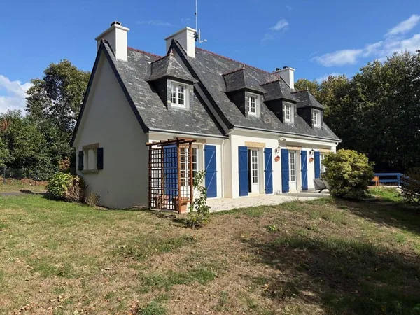 Maison 9 pièces 141 m²