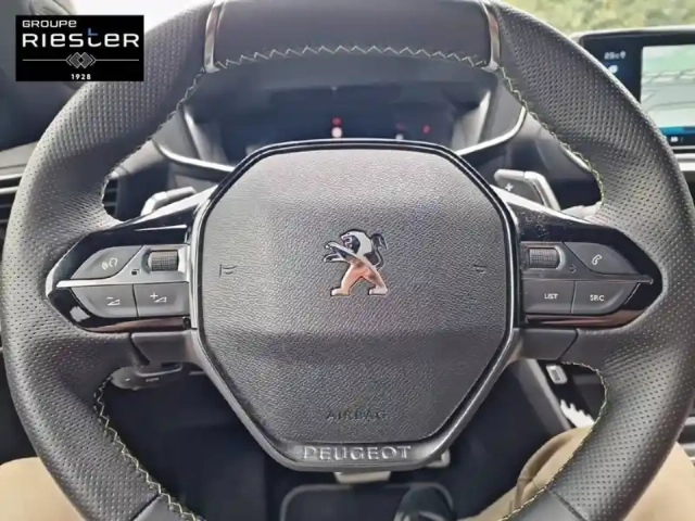Peugeot 2008 puretech 130 s&amp;s eat8 — photo 12