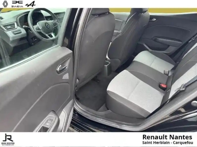 Renault Clio 1.0 tce 90ch evolution — photo 6
