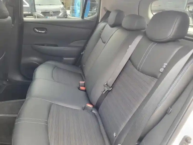 Nissan Leaf 150ch 40kwh n-connecta 22 — photo 5