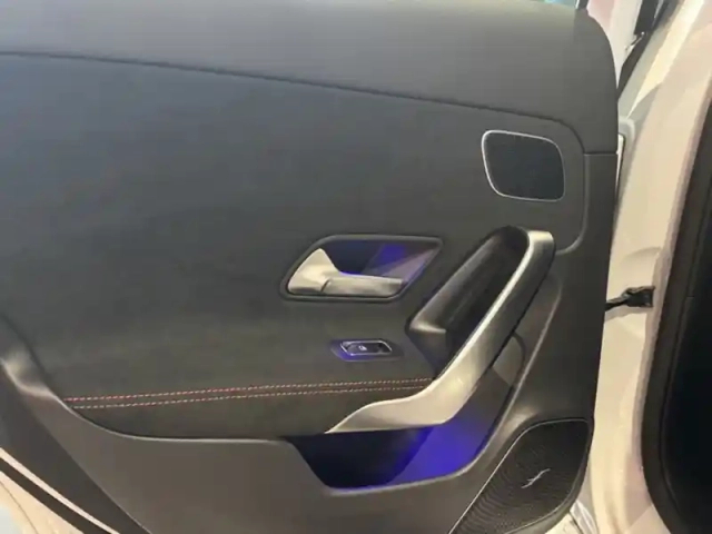 Mercedes Classe A 200 d berline amg line — photo 50