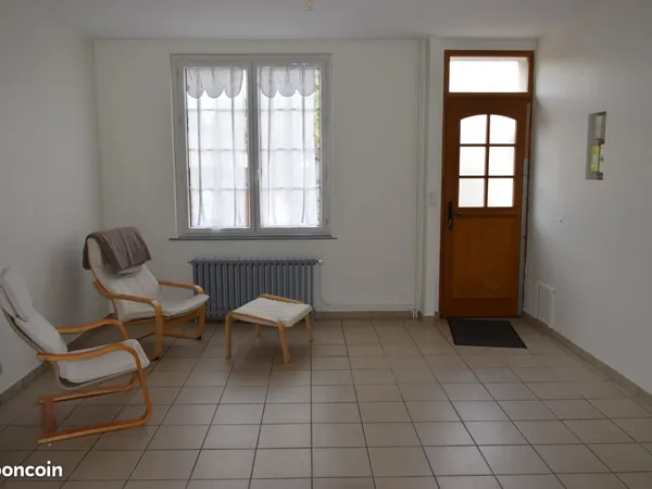 Maison de ville rénovée - 4 pièces - 87,5 m² - Sans frais d'agence