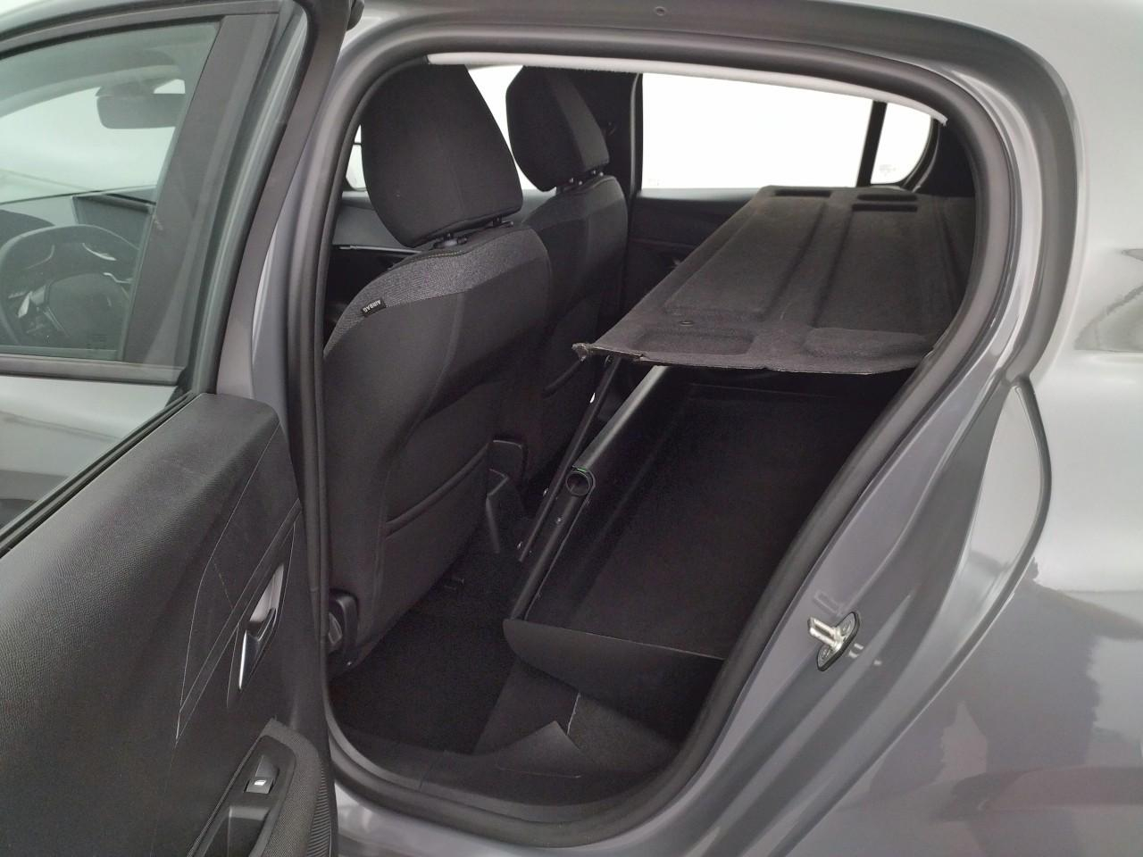 Peugeot 208 hybrid 100 e-dcs6 premium — photo 13