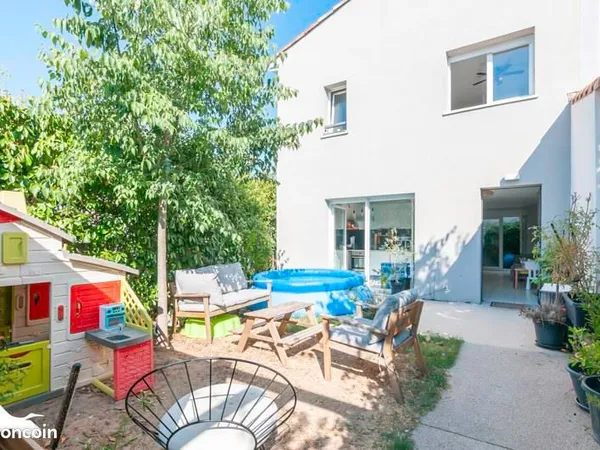 Villa 4 pièces 76 m²