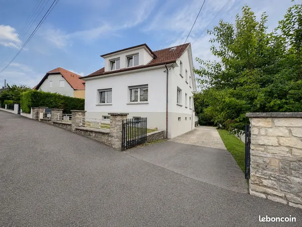 Maison 6 pièces 150 m²