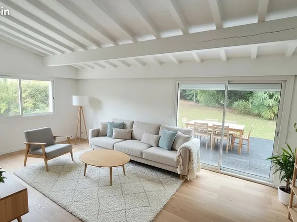 Maison rénovée 130m², 1130m² Dax