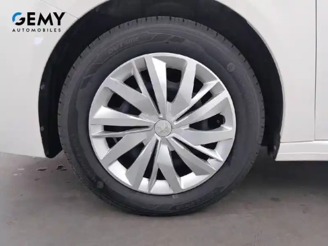 Peugeot 208 puretech 75 s&amp;s bvm5 — photo 11