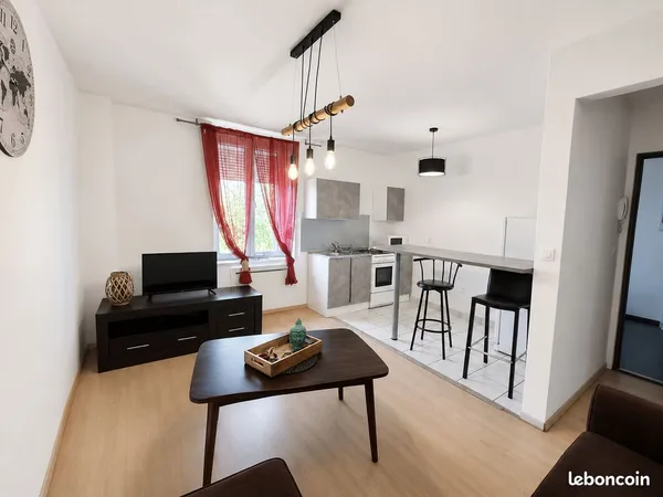 Appartement F2, meublé et lumineux