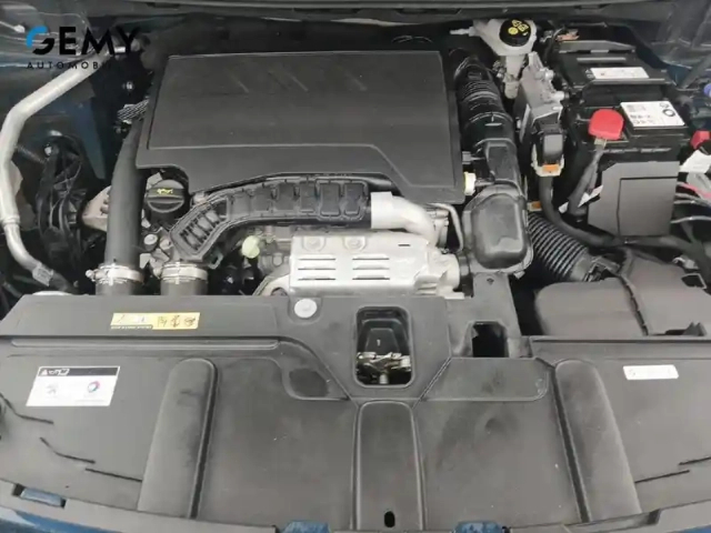 Peugeot 5008 puretech 130ch s&amp;s eat8 — photo 3