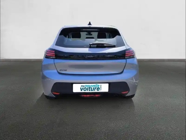 Peugeot 208 turbo 100 ch bvm6 — photo 5