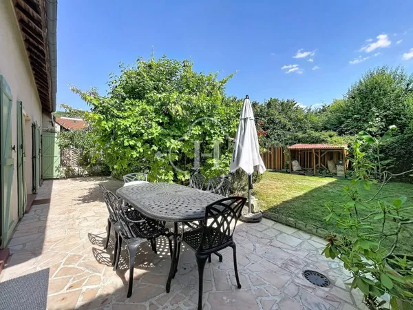 Nezel - Maison récente 6 pièce de 124 M²