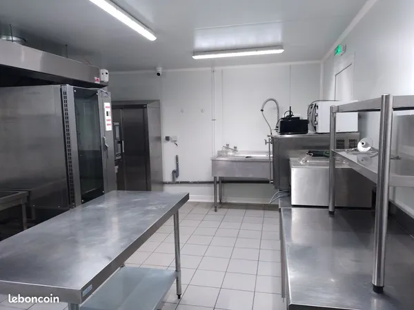 Location Atelier de transformation équipé, à disposition. 👨‍🍳🍽