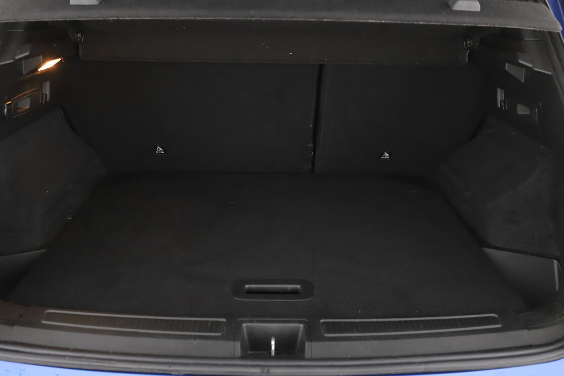 Renault Austral 1.2 Hybrid E-Tech Iconic — photo 16