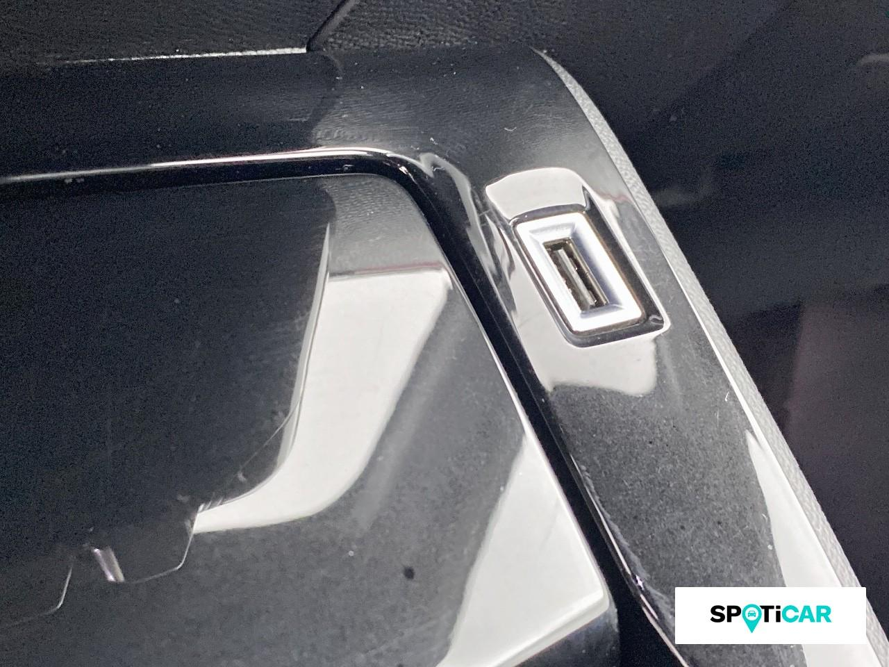 Peugeot 208 1.5 bluehdi 100ch s&s gt — photo 16