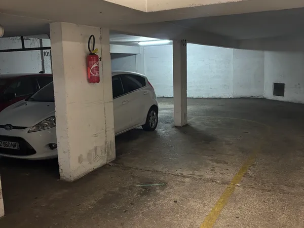 Vends parking