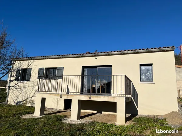Maison 2 chambres avec jardin et garage