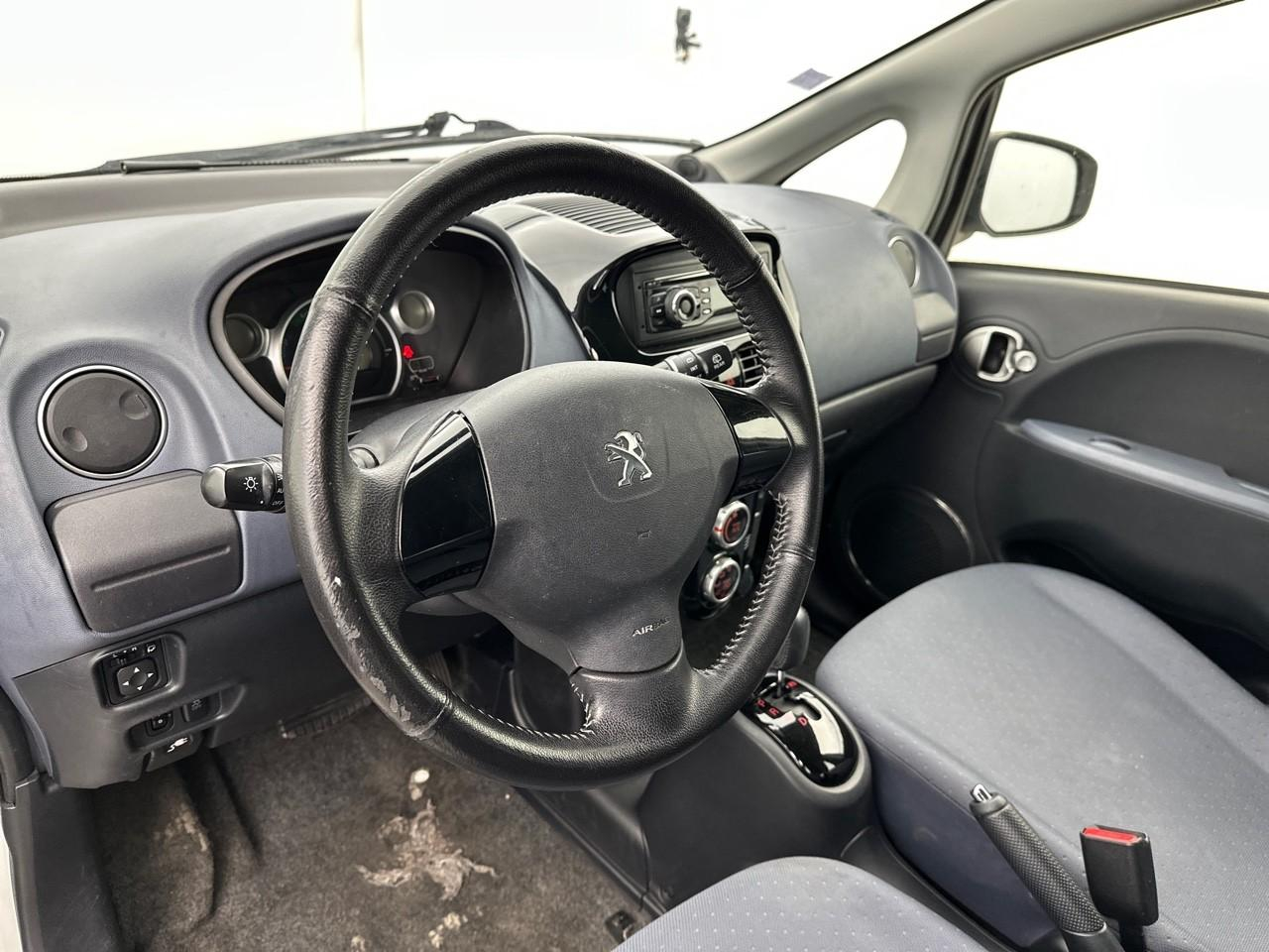 Peugeot Ion electrique active — photo 8
