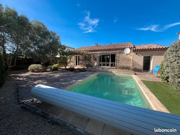 Confortable vIlla plain pied en 3 chambres et piscine