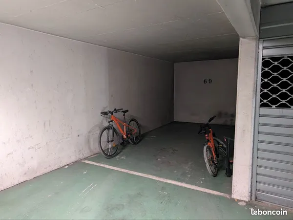 Parking sous terrain