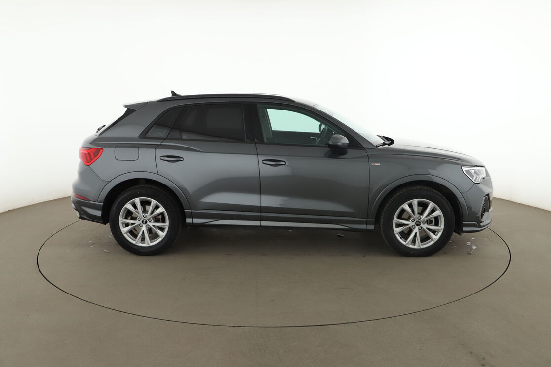 Audi Q3 35 TFSI S Tronic 7 — photo 6