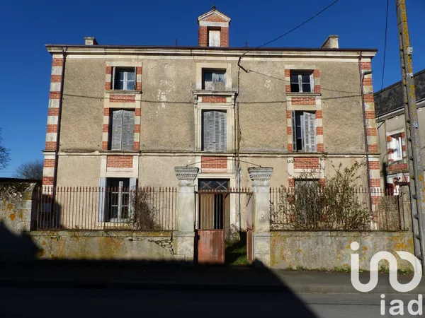 Maison 9 pièces 205 m²