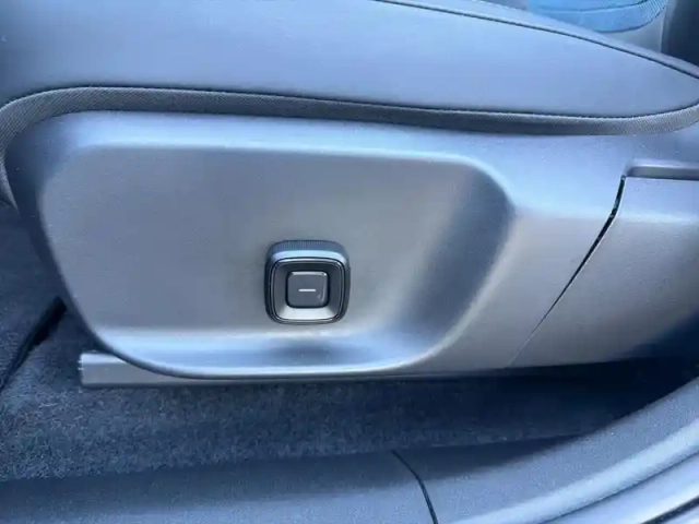Volvo Ex30 single extended range 272ch ultra — photo 8