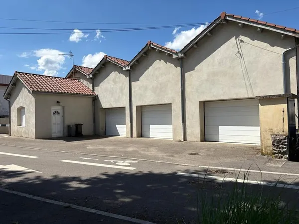 Appartement avec dépôt