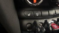 Mini Mini Cooper 136ch Edition Camden BVA7 — photo 27