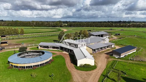 Bien agricole et foncier Vente Pont-l'Évêque   2016240€
