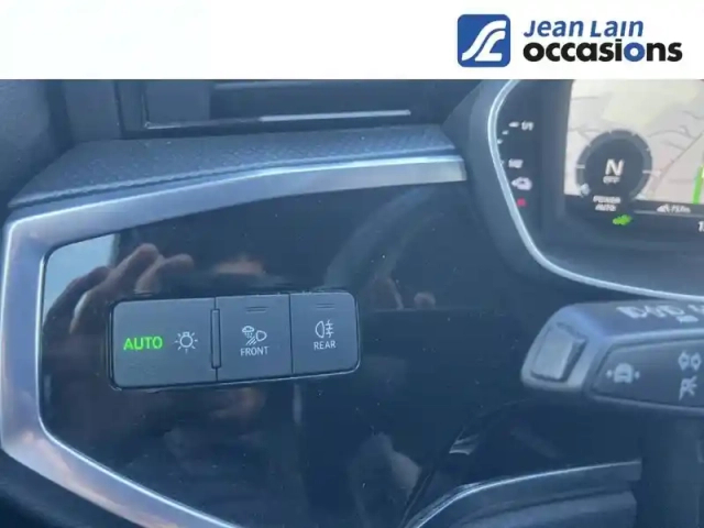 Audi Q3 45 tfsie 245 ch s tronic 6 — photo 21