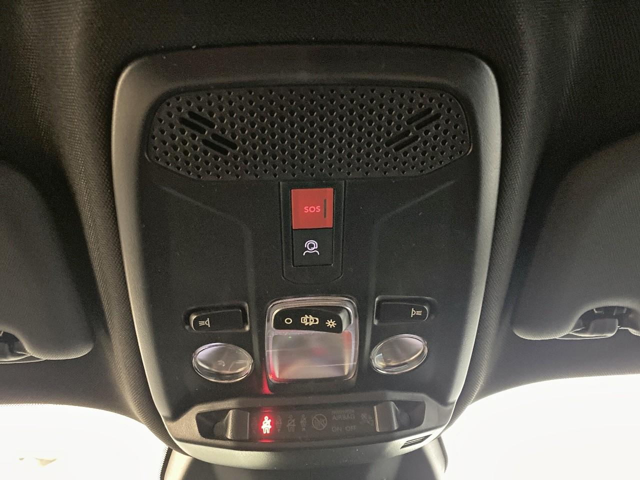 Peugeot 2008 hybrid 145 ch e-dcs6 allure — photo 19