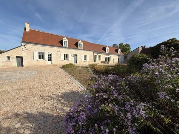 Maison 9 pièces 400 m²
