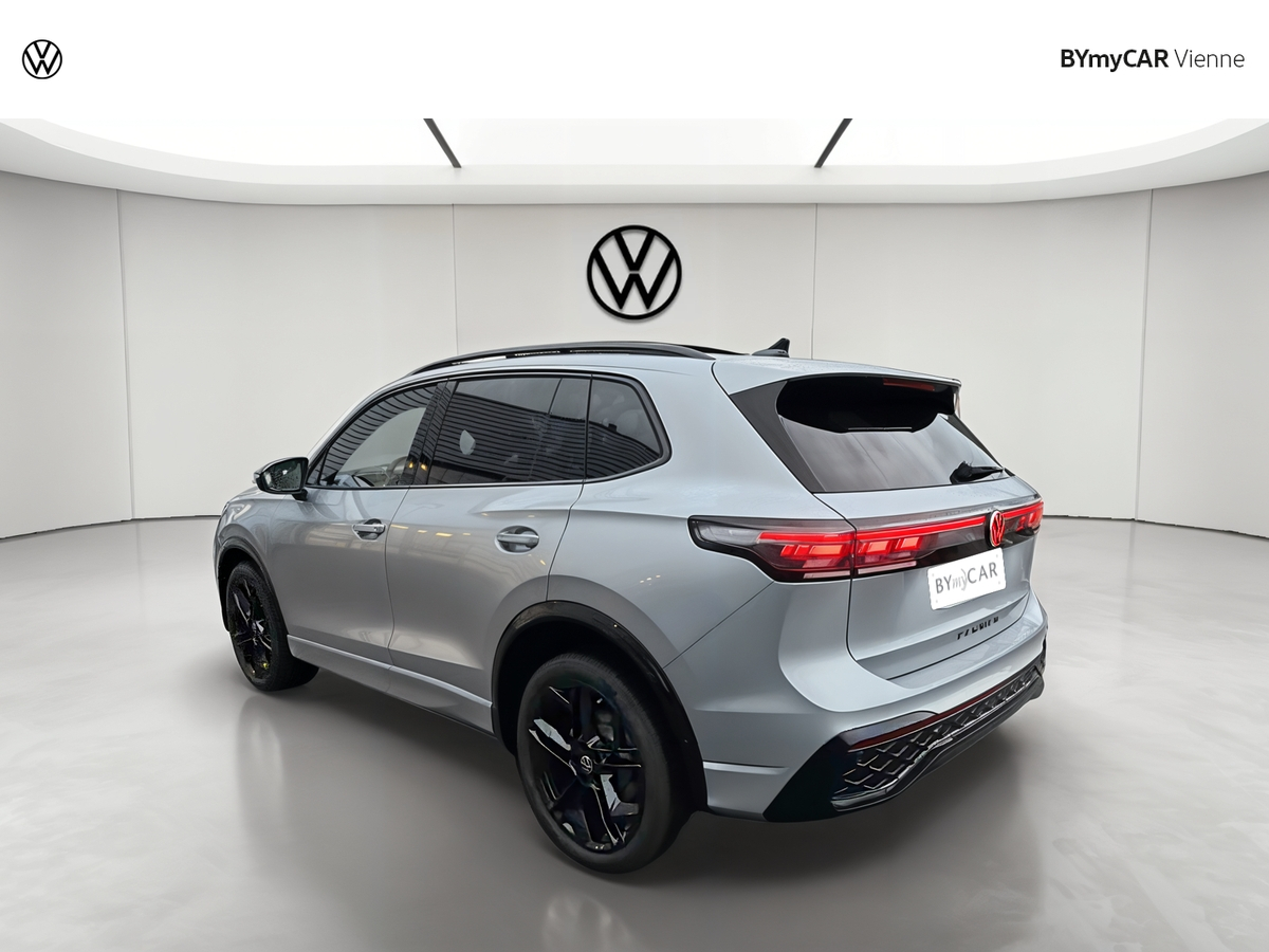 Volkswagen Tiguan 1.5 eHybrid 204ch DSG6 — photo 3