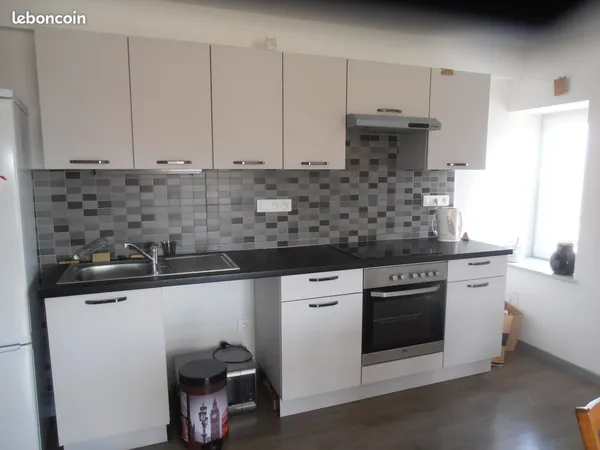 APPARTEMENT F3 - 2ième étage