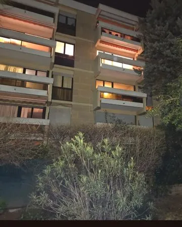 Part/part Vend appartement T3 .67m aix en provence.sud