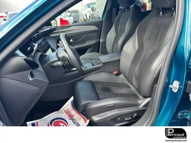 Peugeot 408 phev 225 e-eat8 — photo 26