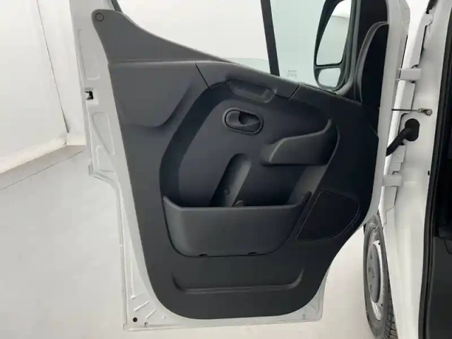 Renault Master fgn trac f3500 l3h3 blue dci 135 — photo 20