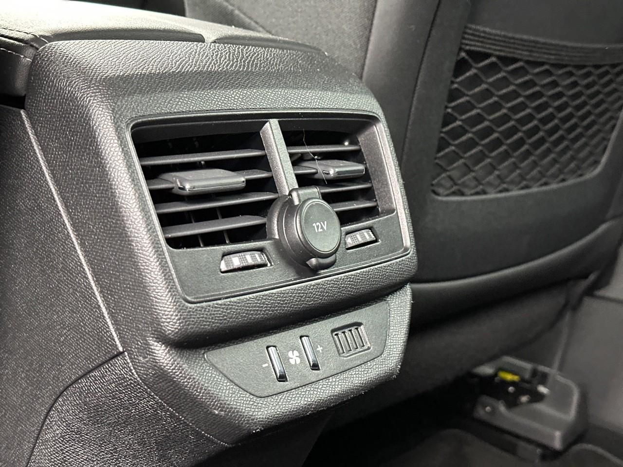 Peugeot 5008 puretech 130ch s&s eat8 allure pack — photo 36