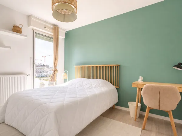 Emménage dans cette chambre minimaliste de 12 m² à